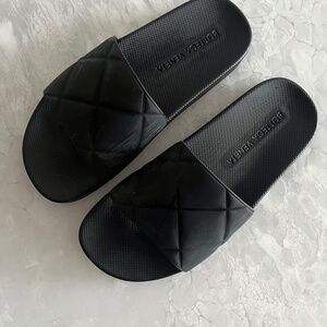 Bottega Veneta Pool Slides